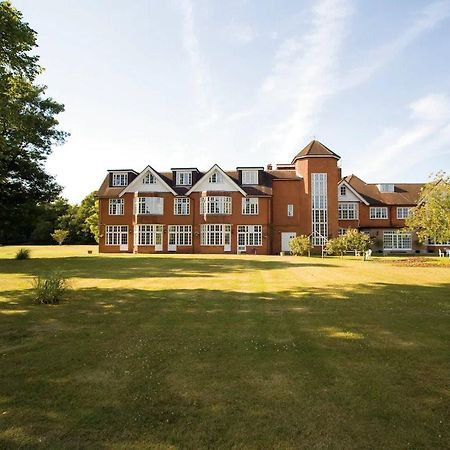 Grovefield House Hotel Slough Buitenkant foto